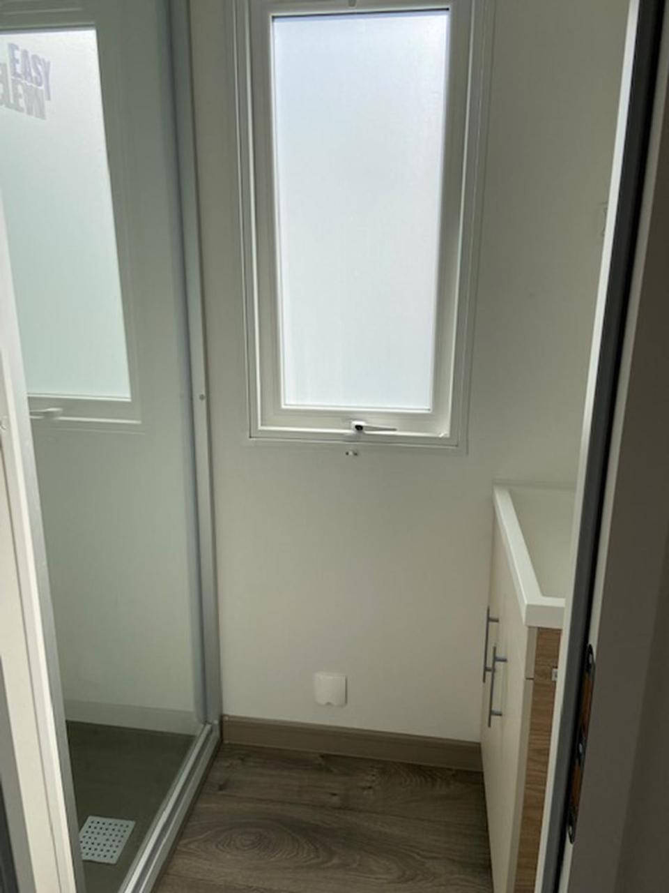 - Mobilhomes Bord De Mer, Conguel Campsite *