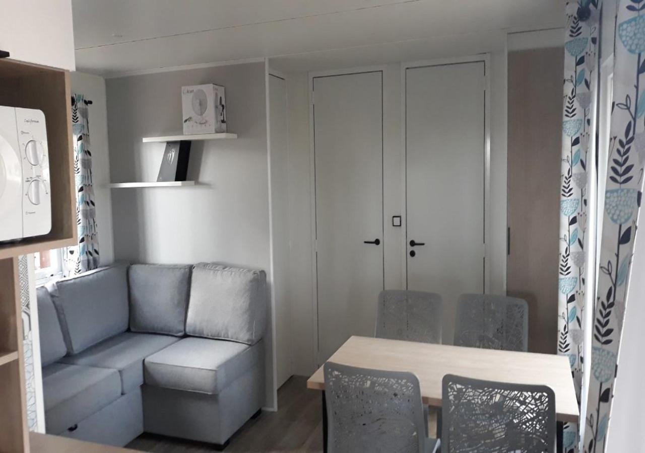 Campsite - Mobilhomes Bord De Mer, Conguel *