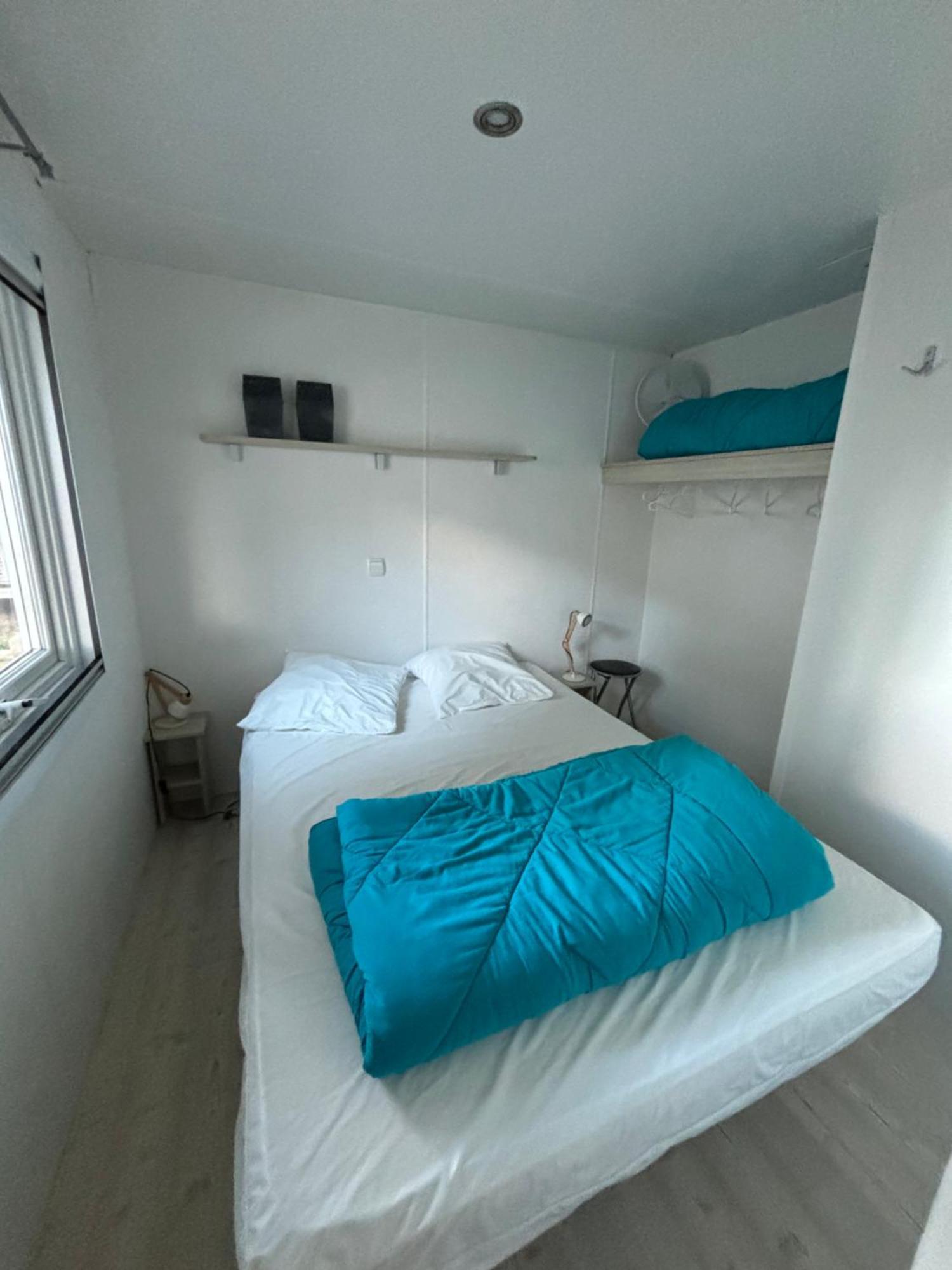 - Mobilhomes Bord De Mer, Conguel Campsite