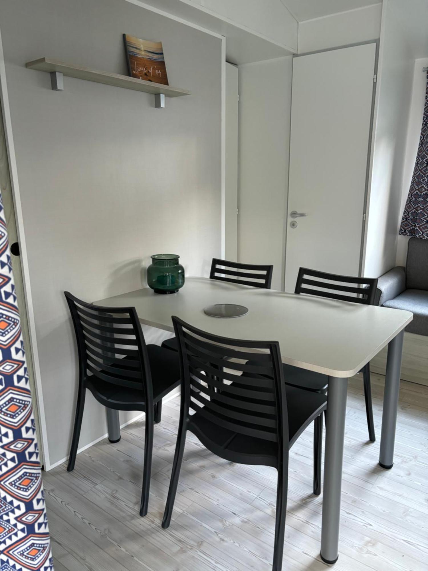 - Mobilhomes Bord De Mer, Conguel Campsite Quiberon